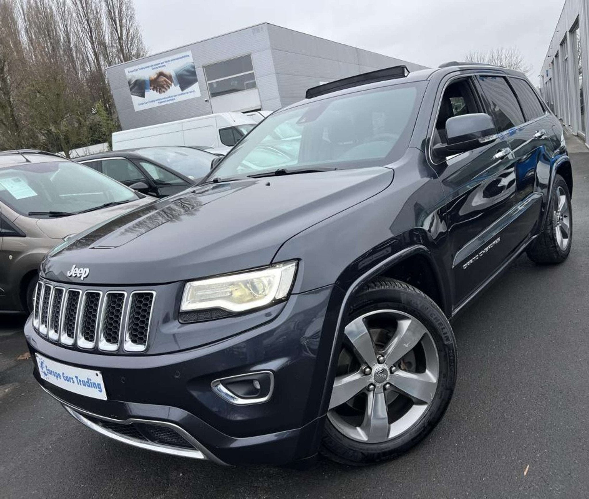 Jeep Grand Cherokee OVERLAND 4X4 3.0 V6 190CH 1ÈRE MAIN BOI, Autos, Cuir, Achat, 2987 cm³, Entreprise