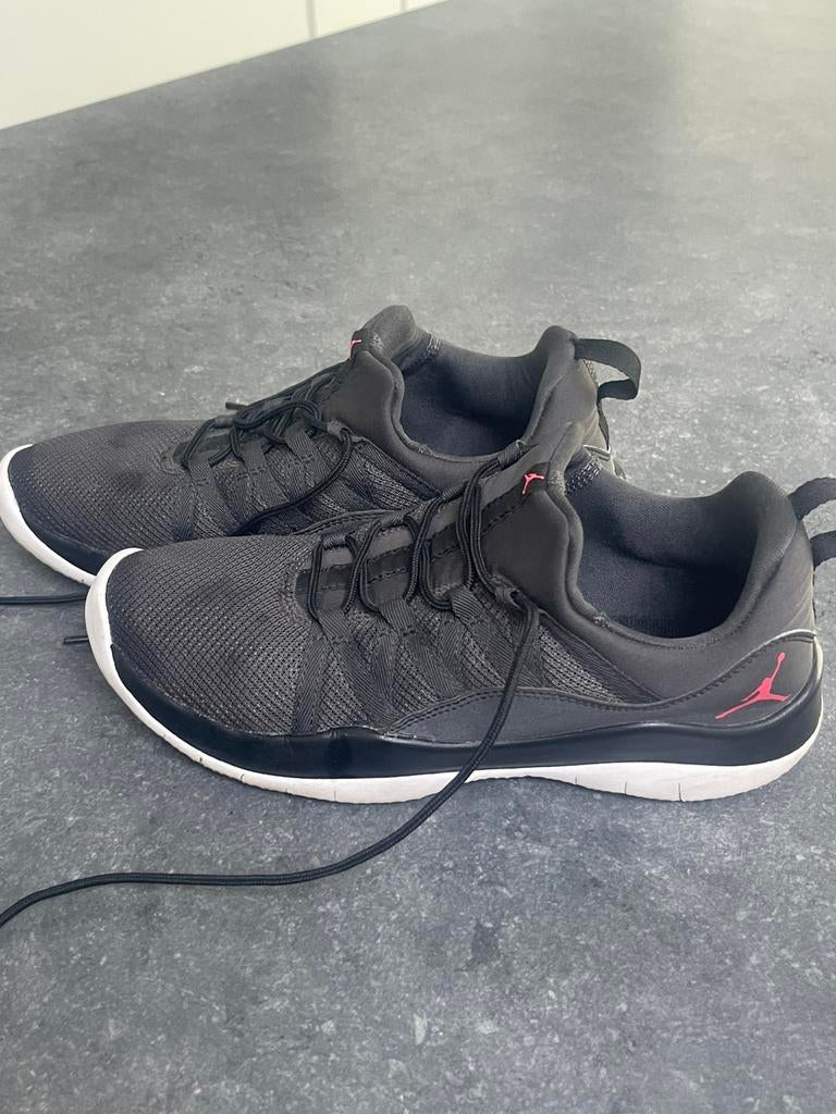 Sportschoenen maat 37, Ophalen, Gebruikt