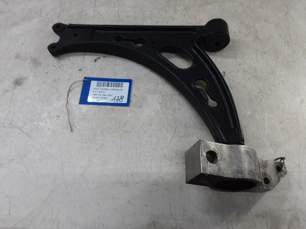 BRAS DE SUSPENSION AVANT GAUCHE (TRIANGLE) Volkswagen, Utilisé, Volkswagen