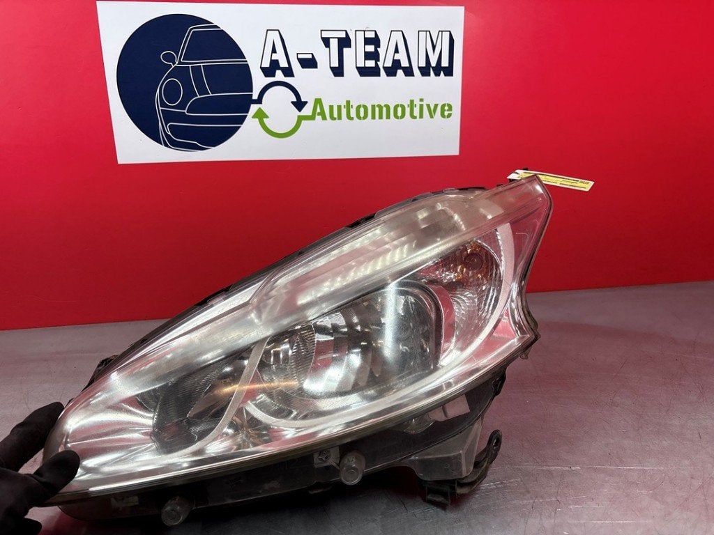KOPLAMP LINKS Peugeot 208 I (CA / CC / CK / CL), Gebruikt, Valeo, 100, rue de Courcelles
75017  Paris, FR, Info@valeo.fr
