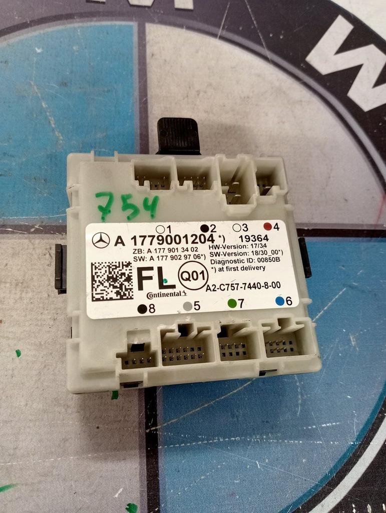 Computer diversen Mercedes-Benz B-Class B 180 A1779001204, Utilisé, -, -, Enlèvement ou Envoi