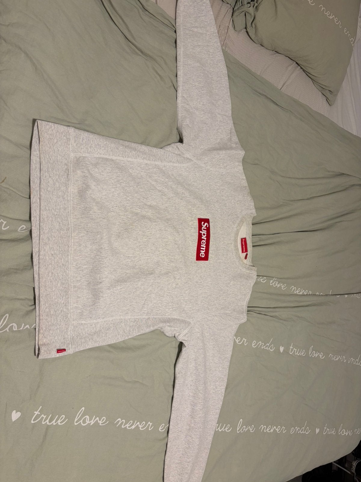 Supreme crewneck fw18, Vêtements | Hommes, Enlèvement, Taille 52/54 (L)