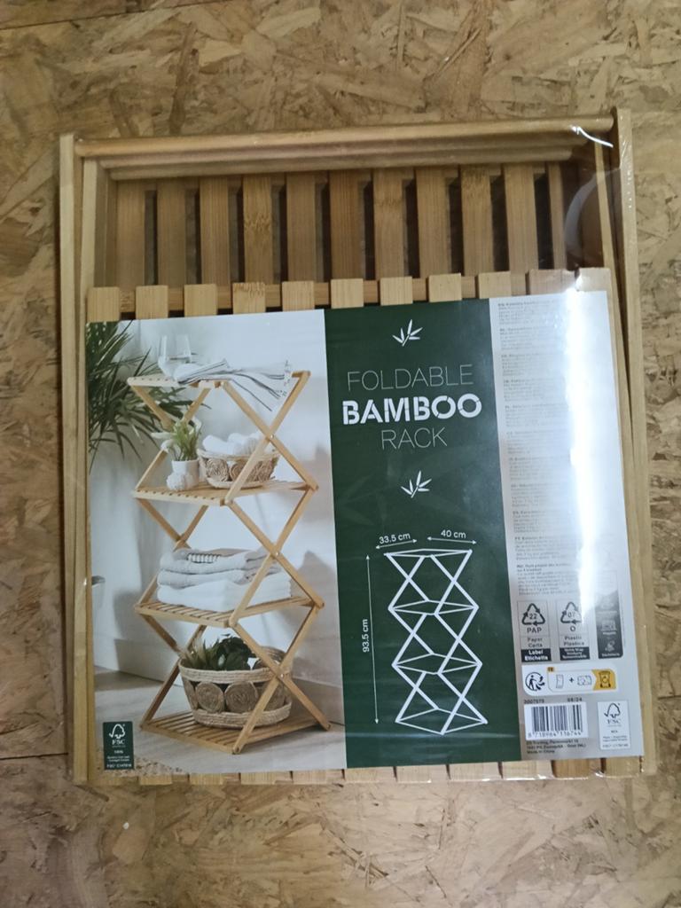 Étagère pliante en bambou, Enlèvement