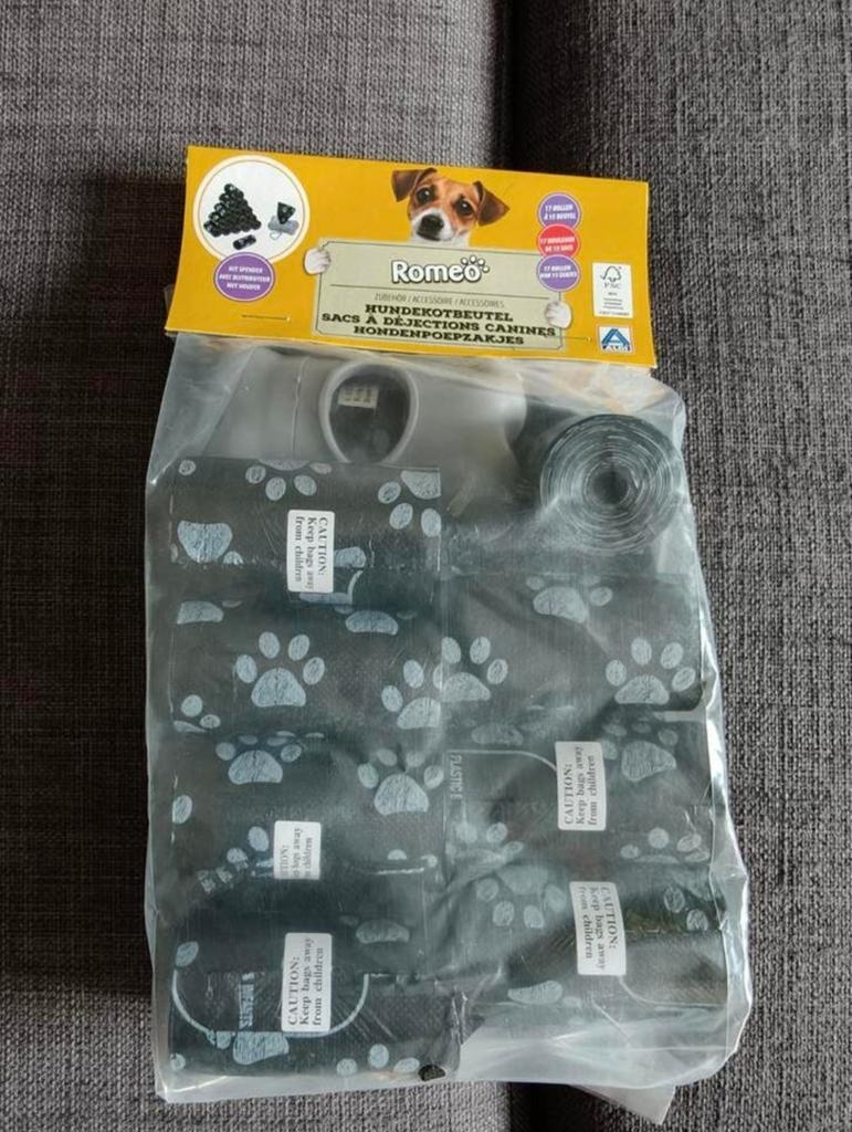 Hondenpoepzakjes 17 rolletjes met houder NIEUW, Dieren en Toebehoren, Hondenkleding, Ophalen, Nieuw