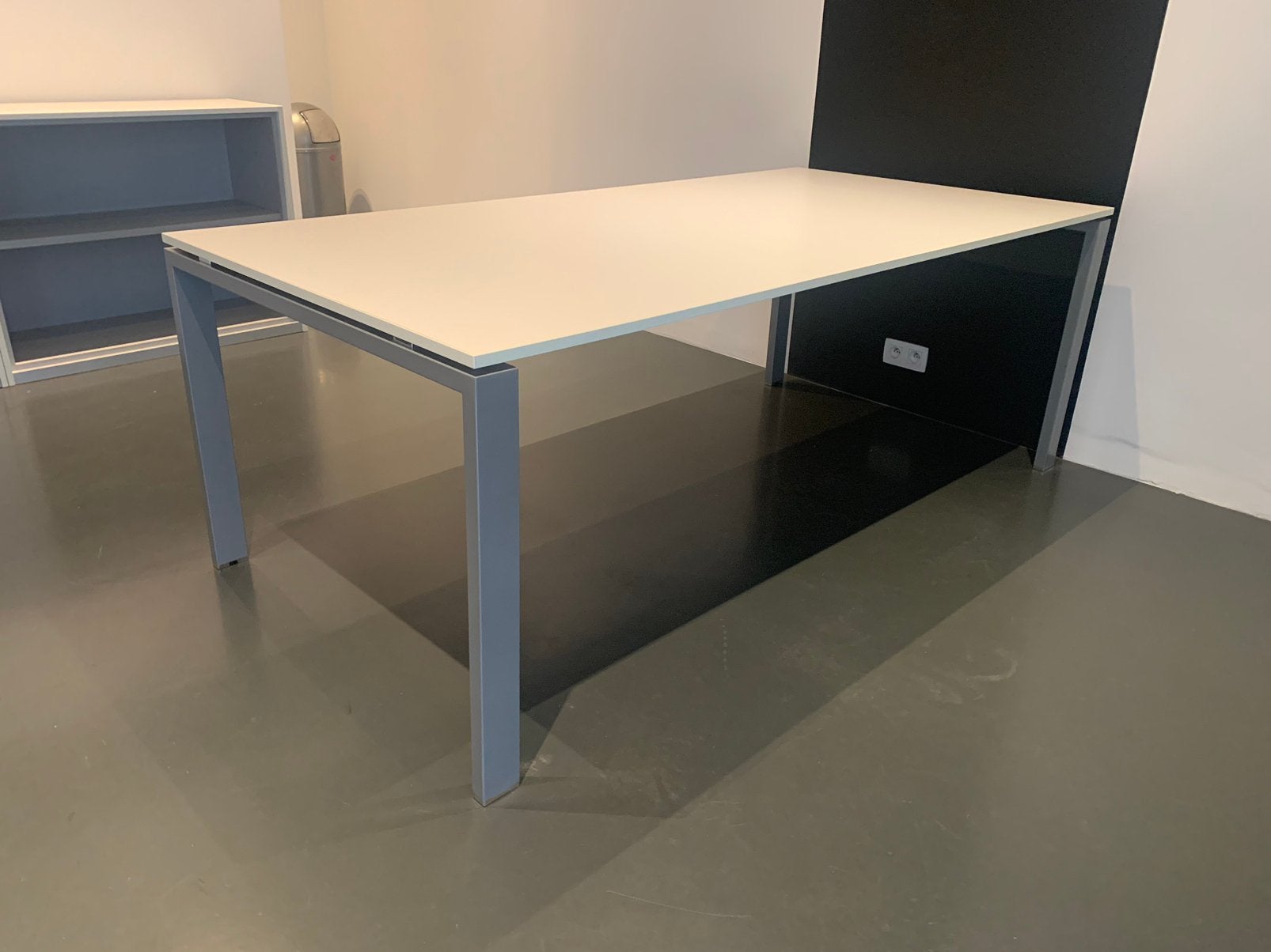 Table de réunion / bureau 200 x 100 cm, Maison & Meubles, Enlèvement, Comme neuf, Gris, Métal