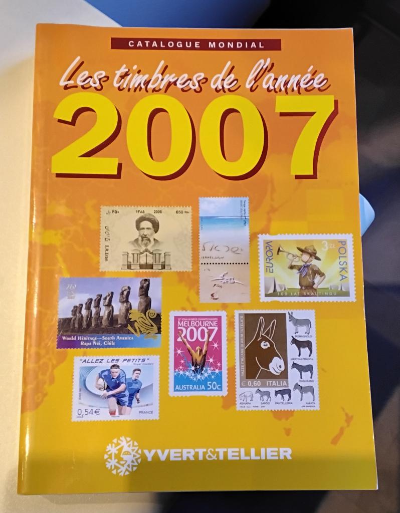 Catalogue de timbres du monde Année 2007 ( comme neuf ), Enlèvement ou Envoi, Catalogue