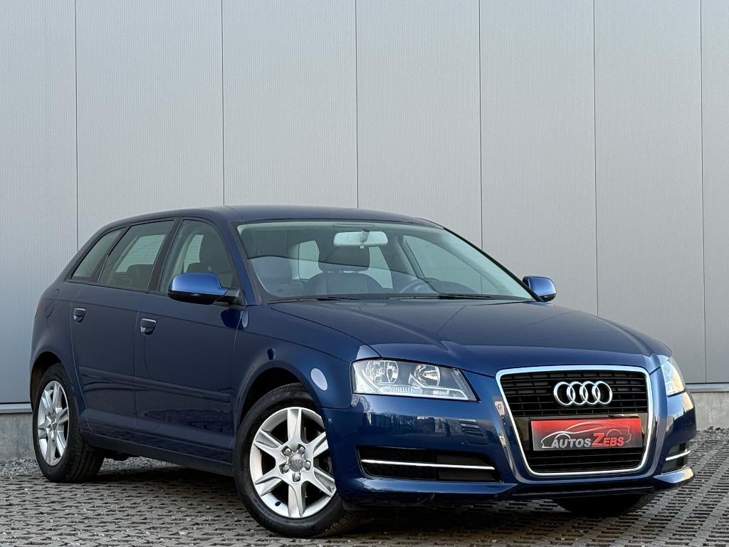 Audi A3 Sportback 1.2 TFSI S tronic Cruise Navi Garantie*, Auto's, Euro 5, Zwart, 4 cilinders, Blauw