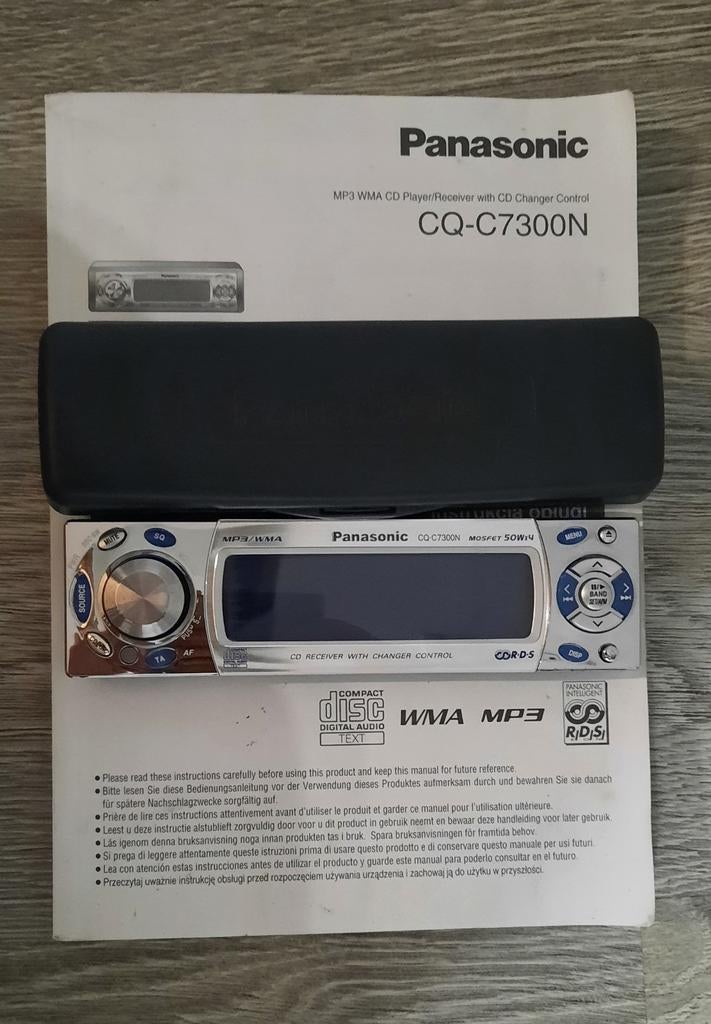 Autoradio Panasonic, Enlèvement