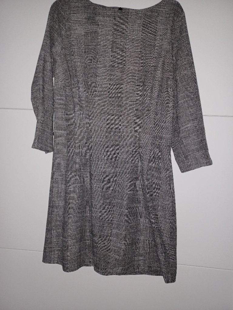 Kleedje maat  42 h&m donkergrijs, Kleding | Dames, Ophalen, H&M, Maat 42/44 (L), Zo goed als nieuw