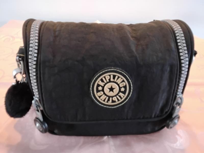 Exclusief vintage Kipling handtasje, Ophalen of Verzenden, Gebruikt, Beige, Schoudertasje