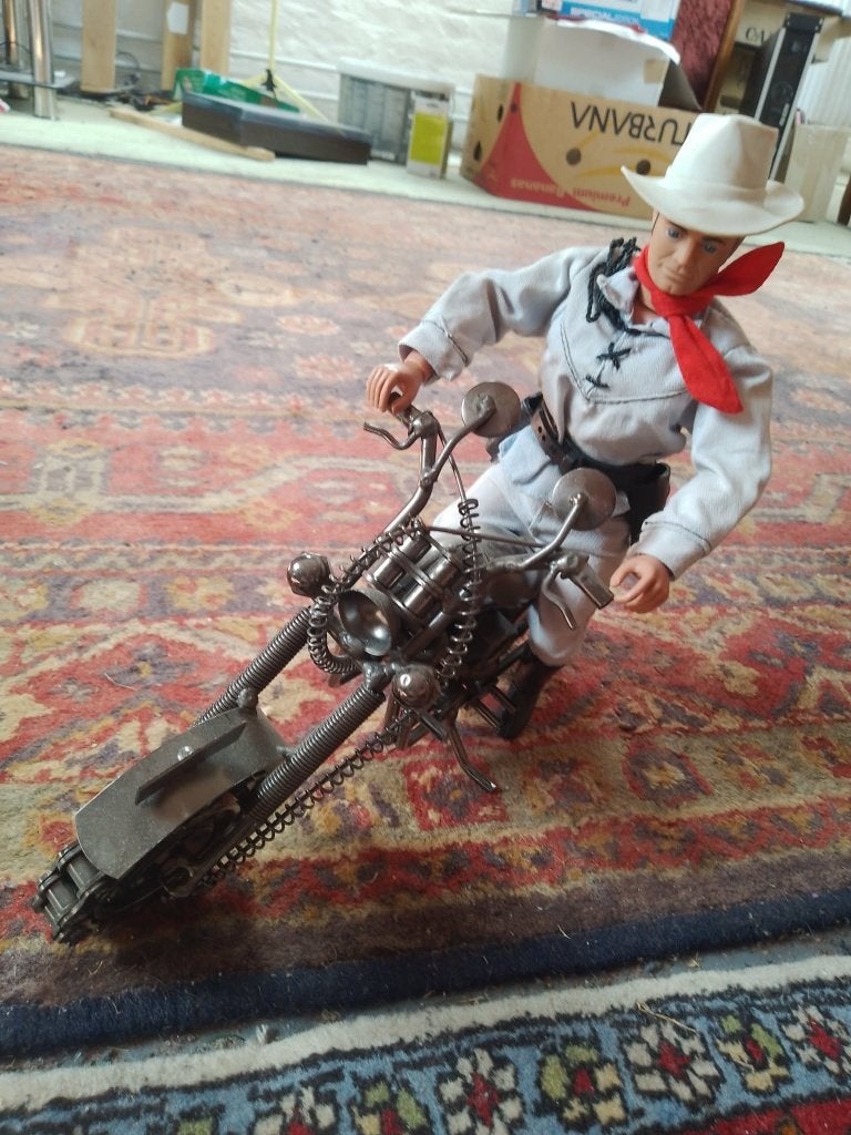 3 barbie poppen + motor metaal, Ophalen of Verzenden, Zo goed als nieuw, Barbie