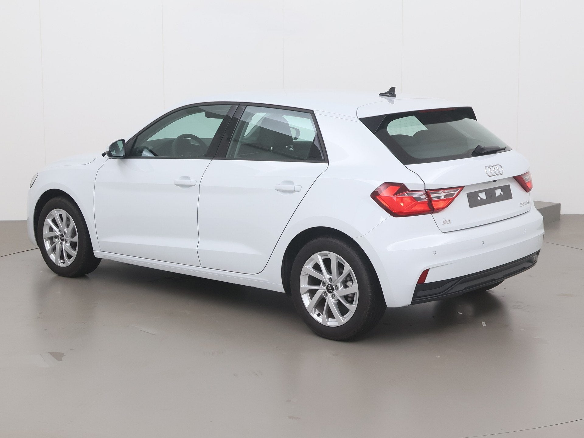 Audi A1 sportback tfsi advanced 110, Auto's, Audi, A1, Wit, Bedrijf, Handgeschakeld