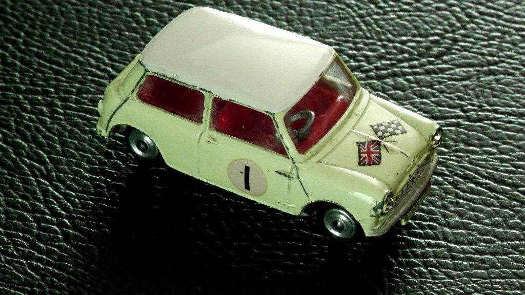 Vintage miniatuur Corgi Toys Morris Mini-Cooper n 1 — UK, Ophalen of Verzenden, Gebruikt, Auto, Corgi