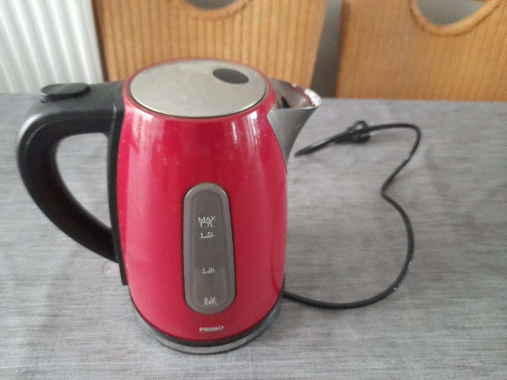 waterkoker rood merk primo, Ophalen, Gebruikt