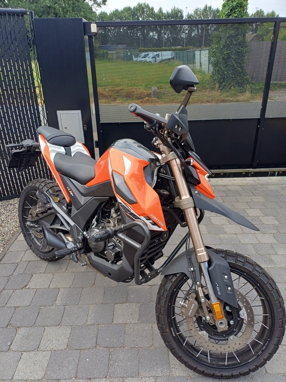 Zontes 125 U1, Zontes, Particulier, Éclairage LED, Enduro