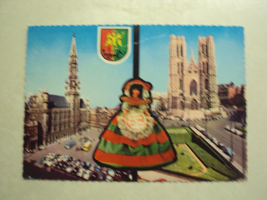 51220 - SOUVENIR DE BRUXELLES - GRAND'PLACE - ZIE 2 FOTO'S, Envoi