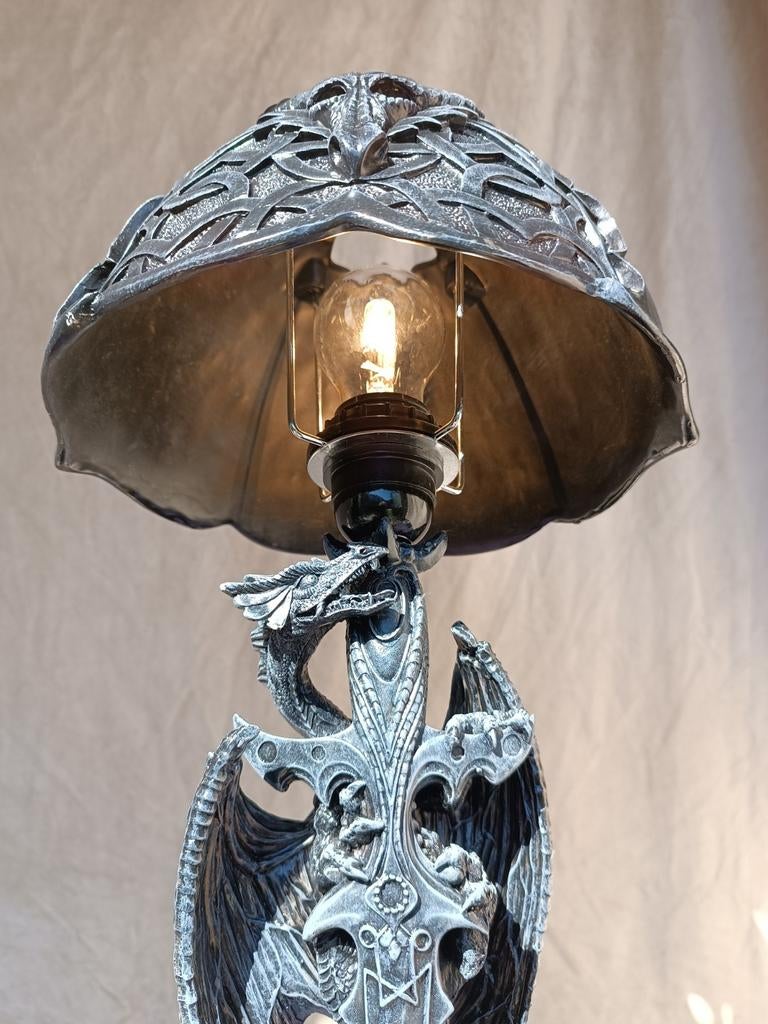 Grande lampe gothique fantaisie vintage Dragon Dragon noire, Enlèvement ou Envoi, Maison et Meubles