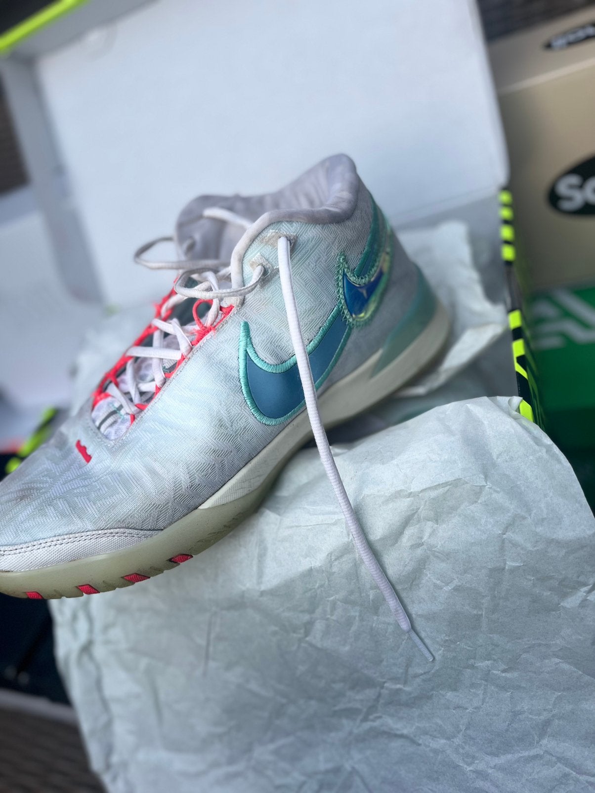 Basketbalschoenen Nike NXXT Genisus, Sport en Fitness, Basketbal, Ophalen, Zo goed als nieuw, Schoenen