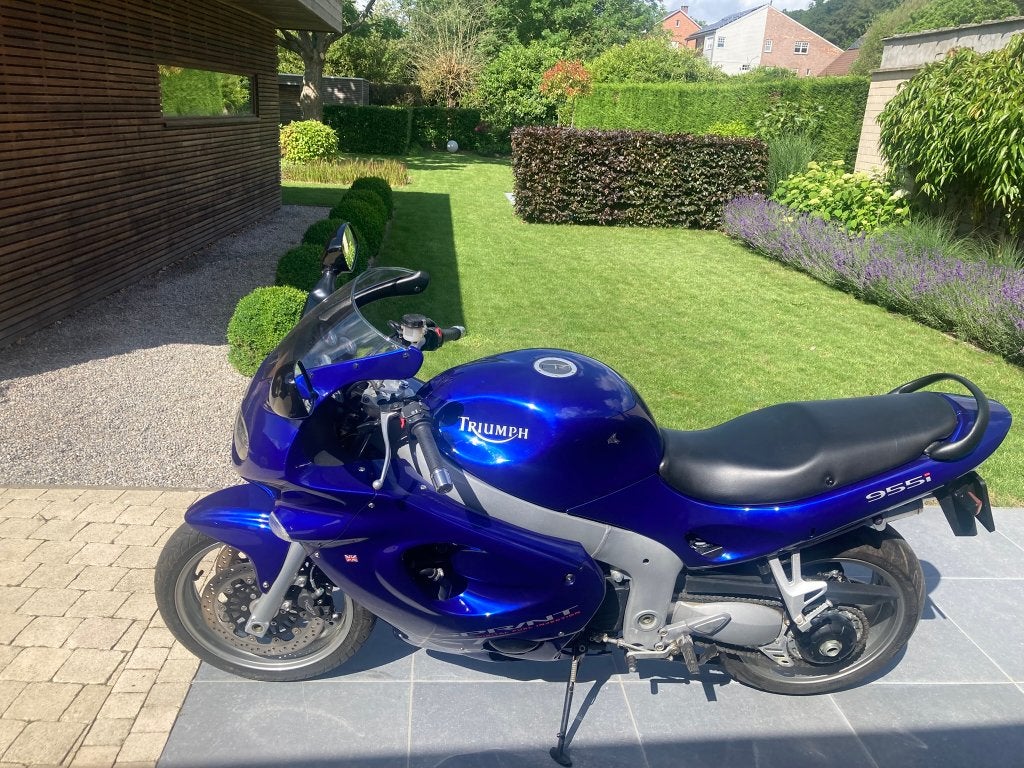Triph Sprint 955i Bleu saphir, Motos, Motos | Triumph, Particulier, Tourisme, plus de 35 kW, 3 cylindres, Manuelle, Occasion, Occasion
