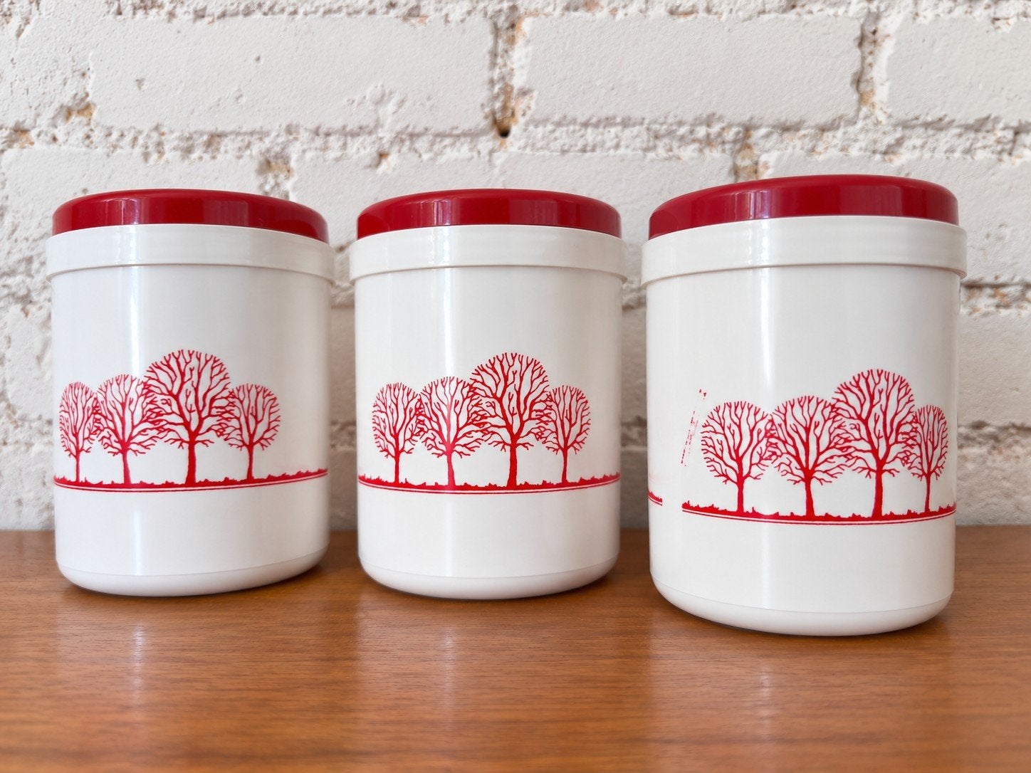 3 boîtes vintage Made in GDR – Allemagne de l’Est – 1 L, Enlèvement ou Envoi, Rouge