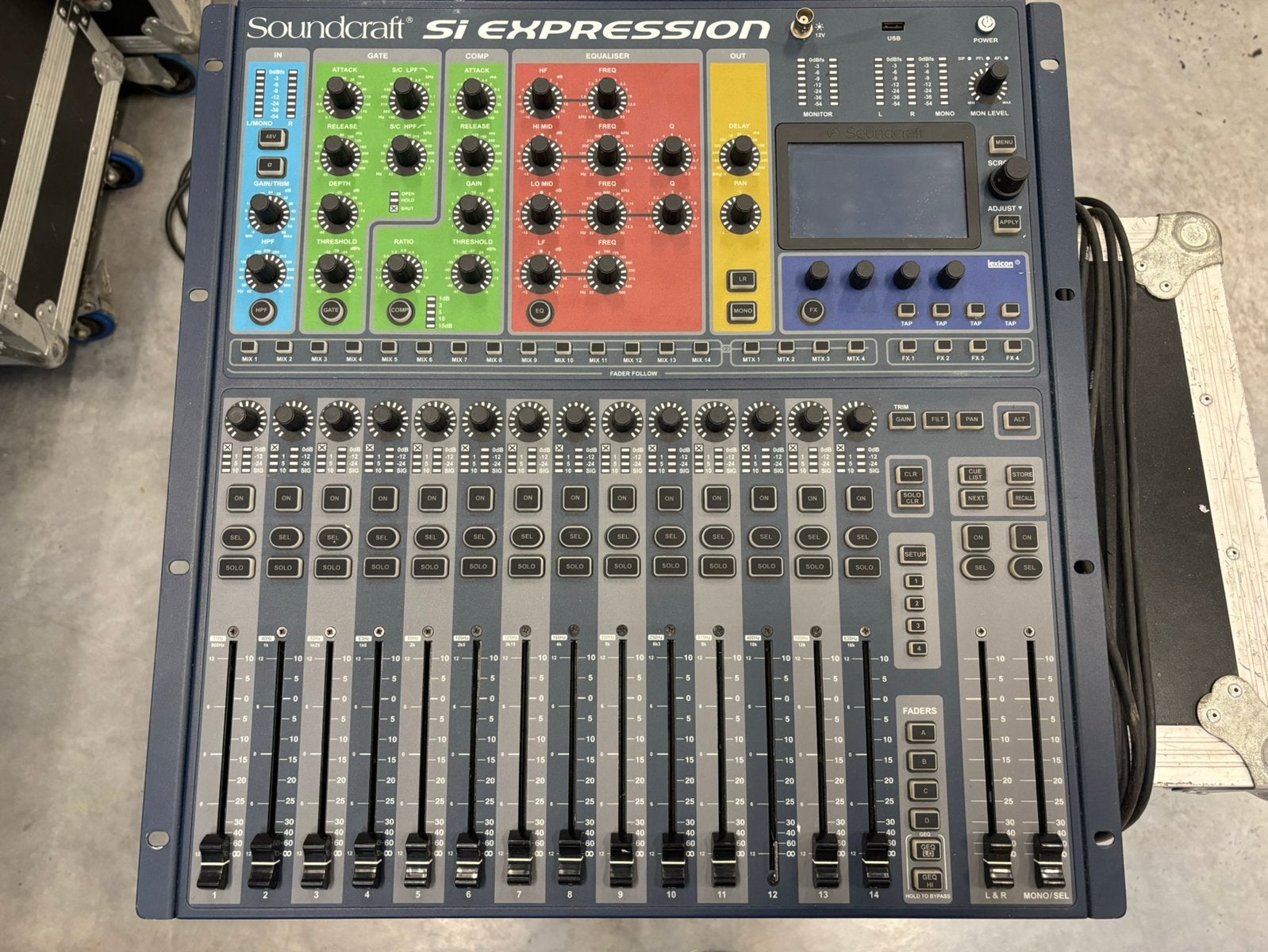 Soundcraft Si Expression 1 digitale mixer 16 kanalen, Musique & Instruments, Enlèvement, Comme neuf, 10 à 20 canaux, Entrée micro