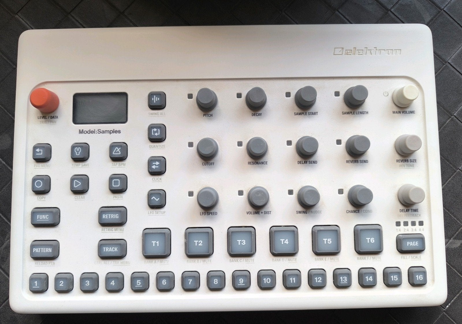 Elektron Model:Samples, Enlèvement ou Envoi