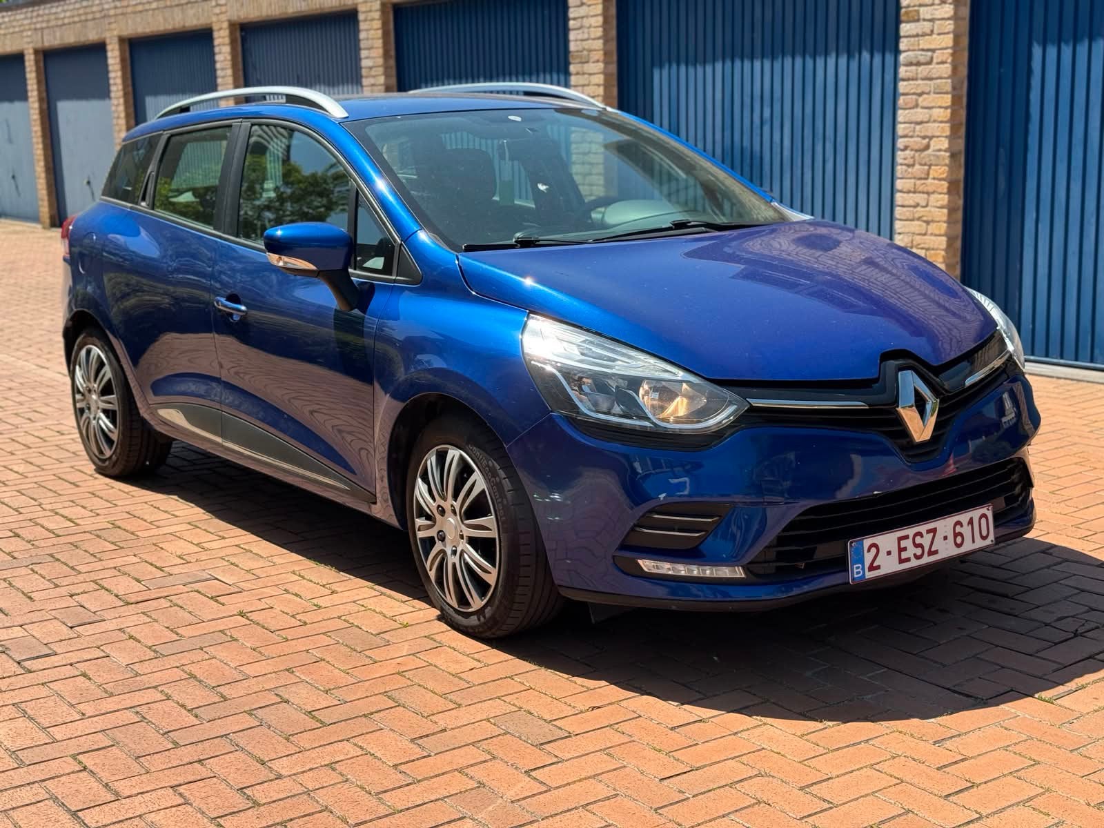 RENAULT CLIO/ESSENCE/2017, Autos, Renault, Achat, Euro 6, Boîte manuelle, 5 portes
