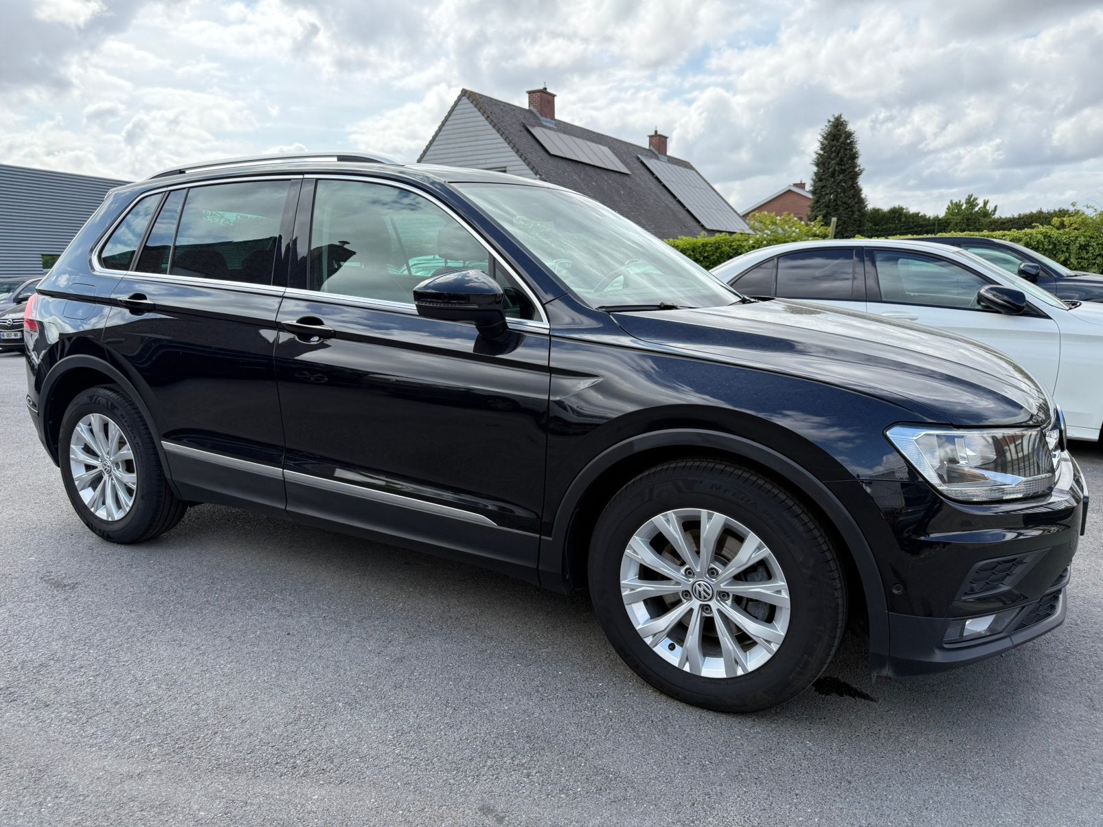 Tiguan Tiguan 1.4 TSI/CAMÉRA/PANO/CARPLAY/PREMIÈRE VILLE, Autos, Volkswagen, Achat, Entreprise, Boîte manuelle, Noir