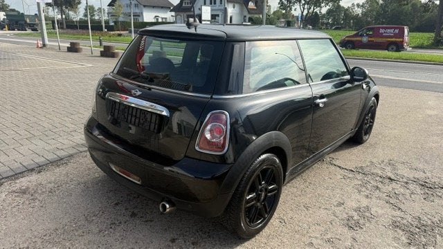 Mini 1600 Diesel Airco Leer Cruise ALU! TOP STAAT! KOOPJE!, Auto's, 4 cilinders, 1600 cc, Leder en Stof, Zwart