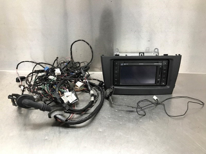 RADIO Toyota Avensis Wagon (T27) (|8611360V860|), Gebruikt, Kundenbetreuung@toyota.de, Toyota, Toyota-Allee 2
50858  Köln, DE