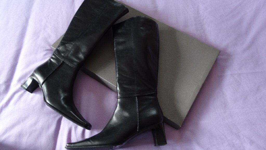 BOTTES NOIRES TAILLE 38, Vêtements | Femmes, Enlèvement ou Envoi, Comme neuf, Bottes hautes, Noir