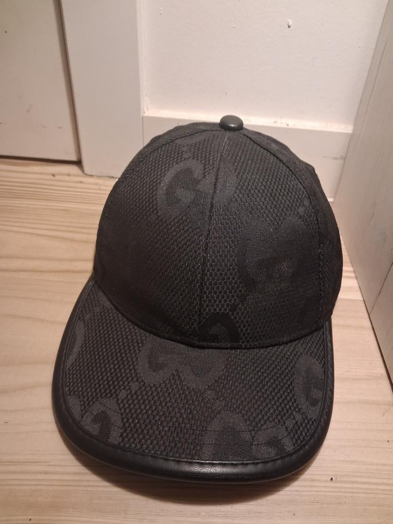 Casquette Gucci noir, Vêtements | Hommes, Chapeaux & Casquettes, Enlèvement, Casquette