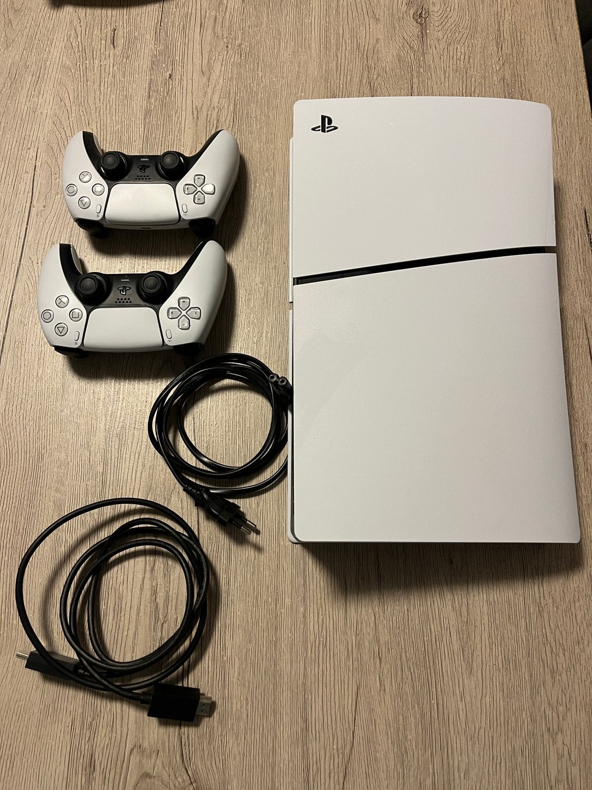 Playstation 5 Slim Digital Edition - 1 To - 2 manettes, Consoles de jeu & Jeux vidéo, Consoles de jeu | Sony PlayStation 5, Enlèvement