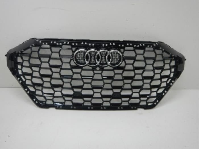 Audi RSQ3 83F Embleem Grille Hoogglans Zwart, Auto-onderdelen, Ophalen of Verzenden, Gebruikt