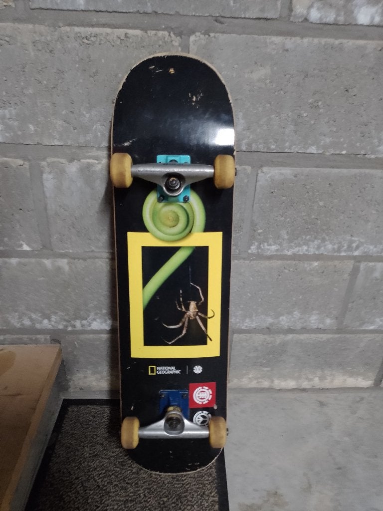 Element skateboard national geographic zeer goede staat, Sport en Fitness, Skateboarden, Ophalen of Verzenden, Zo goed als nieuw