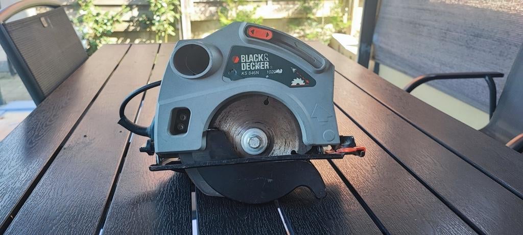 Scie à onglet Metabo KS 210 Lasercut - Précision, Jardin & Terrasse, Accessoires pour étangs, Enlèvement