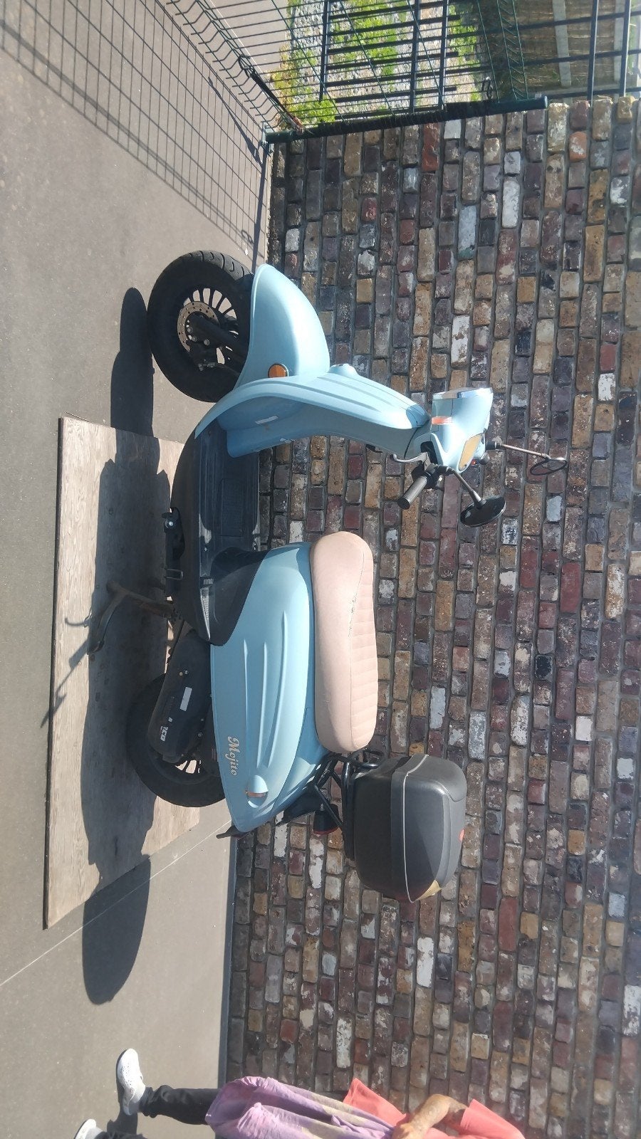 Mojito-scooter, Fietsen en Brommers