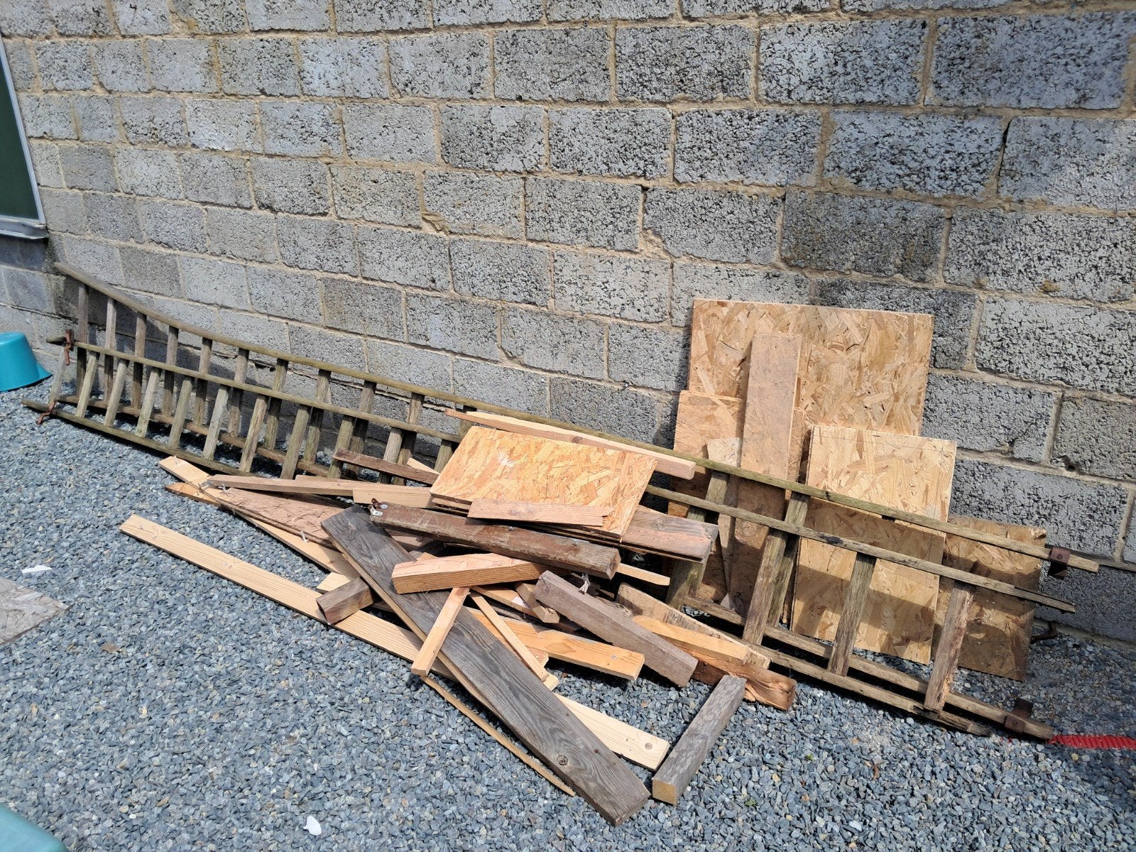 Afvalhout brandhout gratis, Tuin en Terras, Brandhout, Ophalen