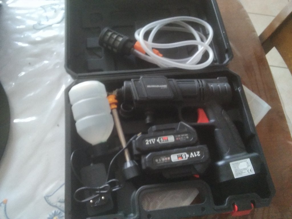 Pistolet haute pression portable 2 batteries peu servi, Enlèvement, Comme neuf, Avec pression d'eau réglable