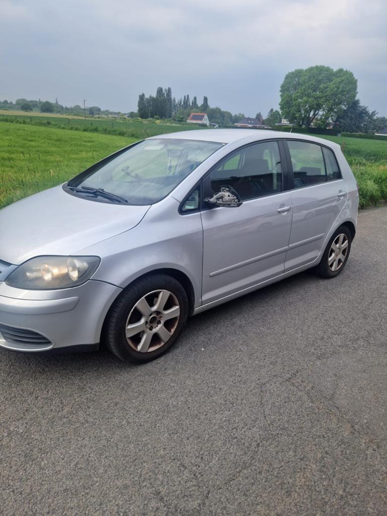 Golf 5 1,9 Tdi/216.000 km, Auto's, Volkswagen, Voorwielaandrijving, Stof, Bedrijf, Golf