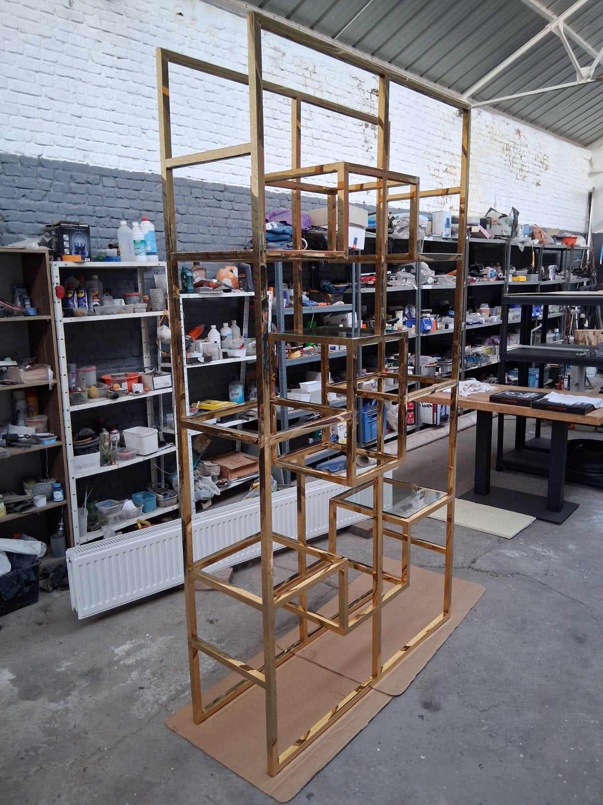 Decoratie rek met glas om spullen of planten op te leggen, Ophalen