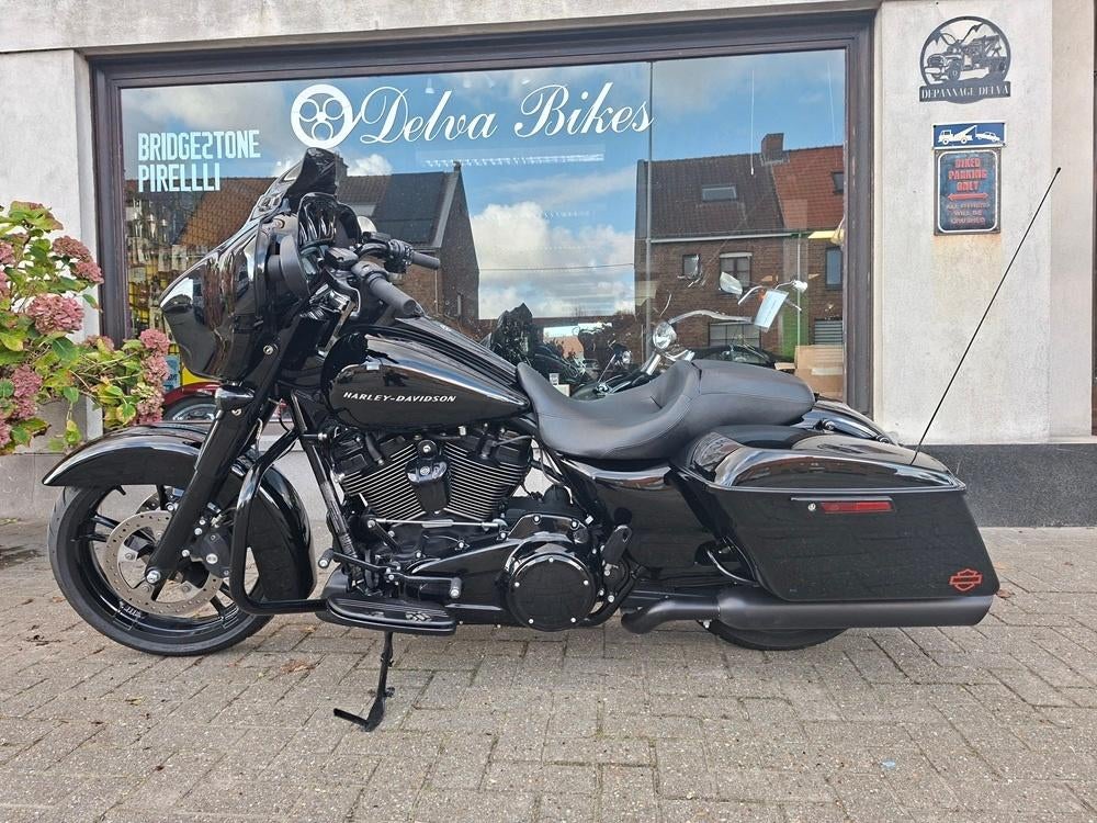 FLHX 107 Streetglide -2020- 6070 KM, 2 cilinders, 1745 cc, Meer dan 35 kW, Toermotor