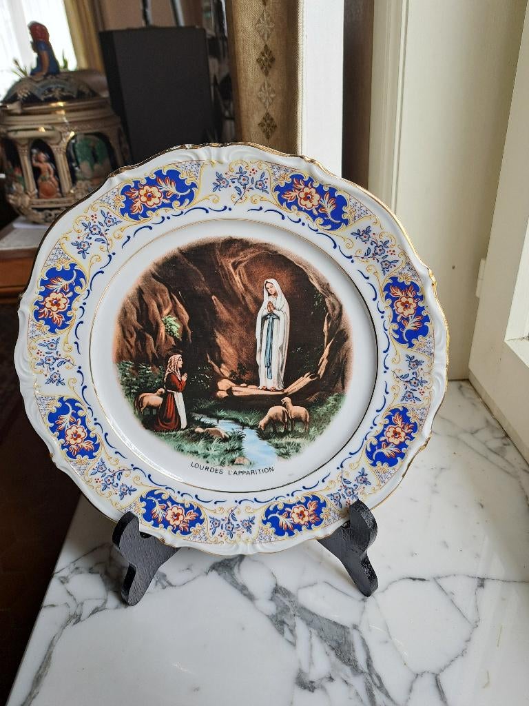 Porselein bord Lourdes, Ophalen