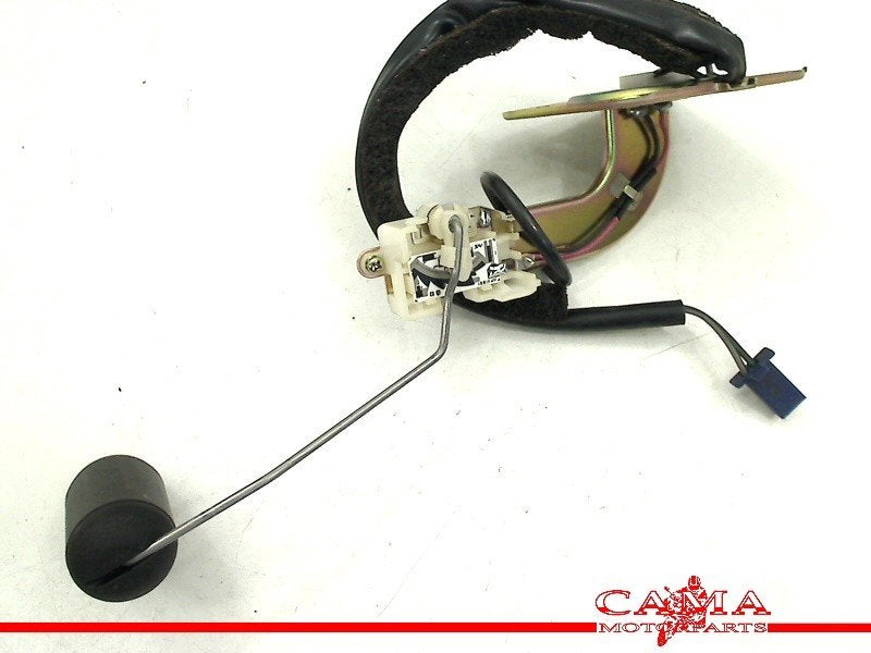 BENZINE METER Honda VFR 800 Fi 1998-2001 (VFR800Fi RC46), Motoren, Honda Center GmbH, Gebruikt, Info@honda.de, Hanauer Landstraße  222-224
60314  Frankfurt am Main, DE