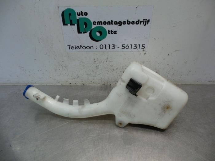 Ruitensproeiertank voor van een Ford Fiesta (Fiesta 02-), Gebruikt, -, -, Ophalen of Verzenden
