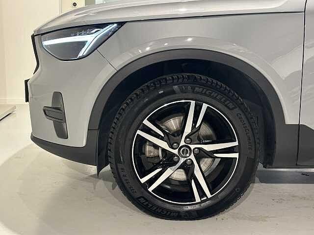 Volvo XC40 B3 Mild hybrid Dark Plus, Auto's, Automaat, https://public.car-pass.be/vhr/a0f4f236-b95e-4749-b93b-cb7fec0a8c6d, Euro 6