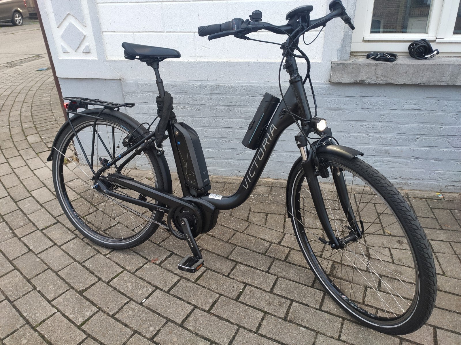 Victoria trekking 3.6 ebike met oplader en display, Ophalen