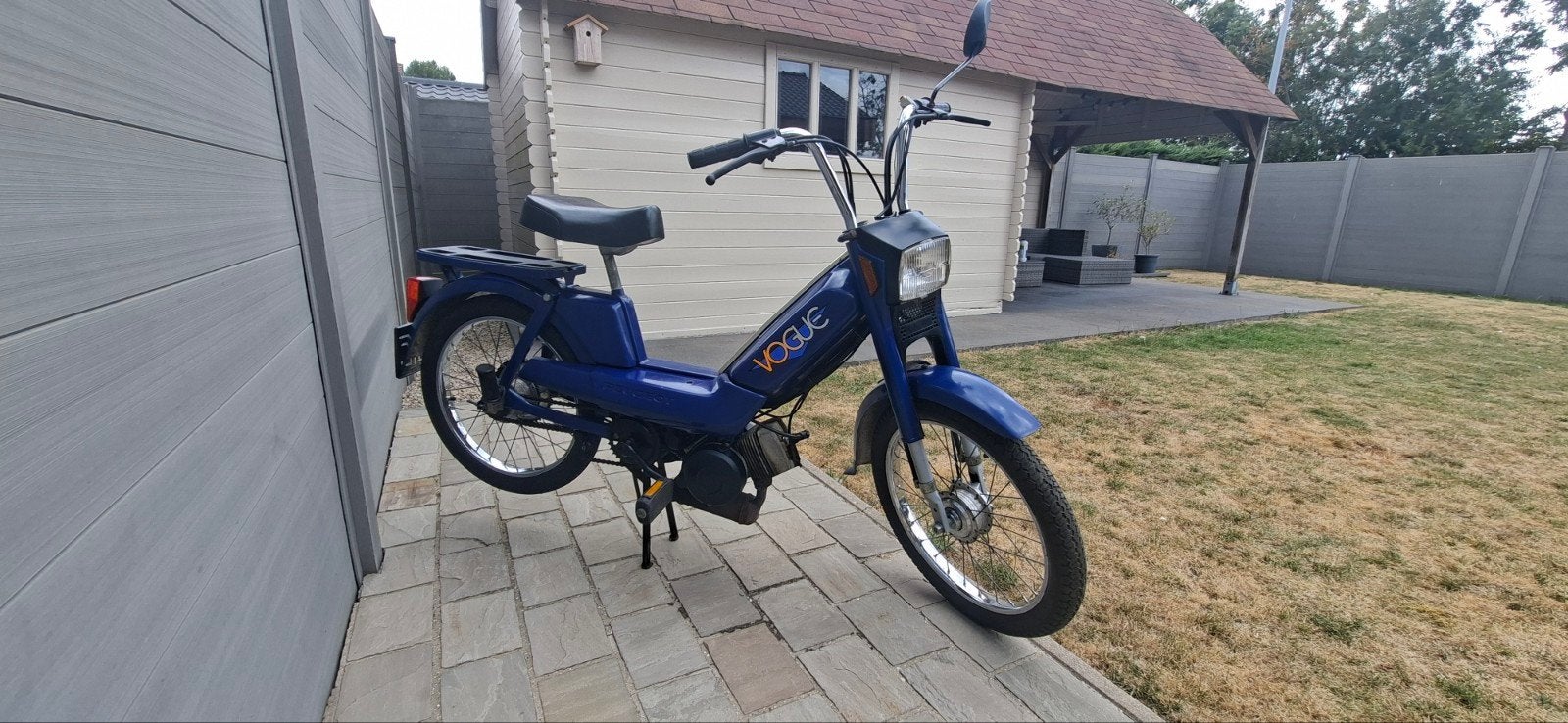 peugeot 103 vogue, klasse a originele staat, Fietsen en Brommers, Brommers | Peugeot, Gebruikt, Overige modellen, Klasse A (25 km/u)