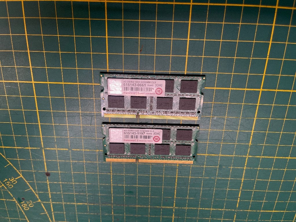 Transcend 4GB SO-DIMM DDR3 1333 CL9 2Rx8, JM1333KSN-4G, Computers en Software, RAM geheugen, Gebruikt, DDR3, Ophalen of Verzenden