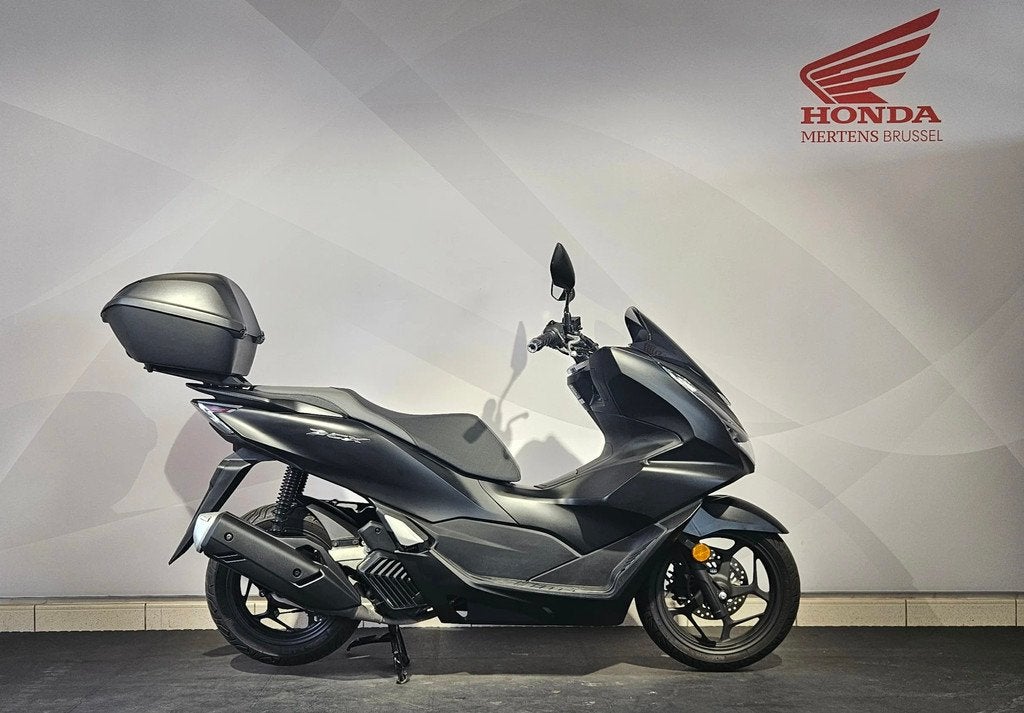 Honda PCX 125 (bj 2022), Motoren, Bedrijf, Overig, 124 cc